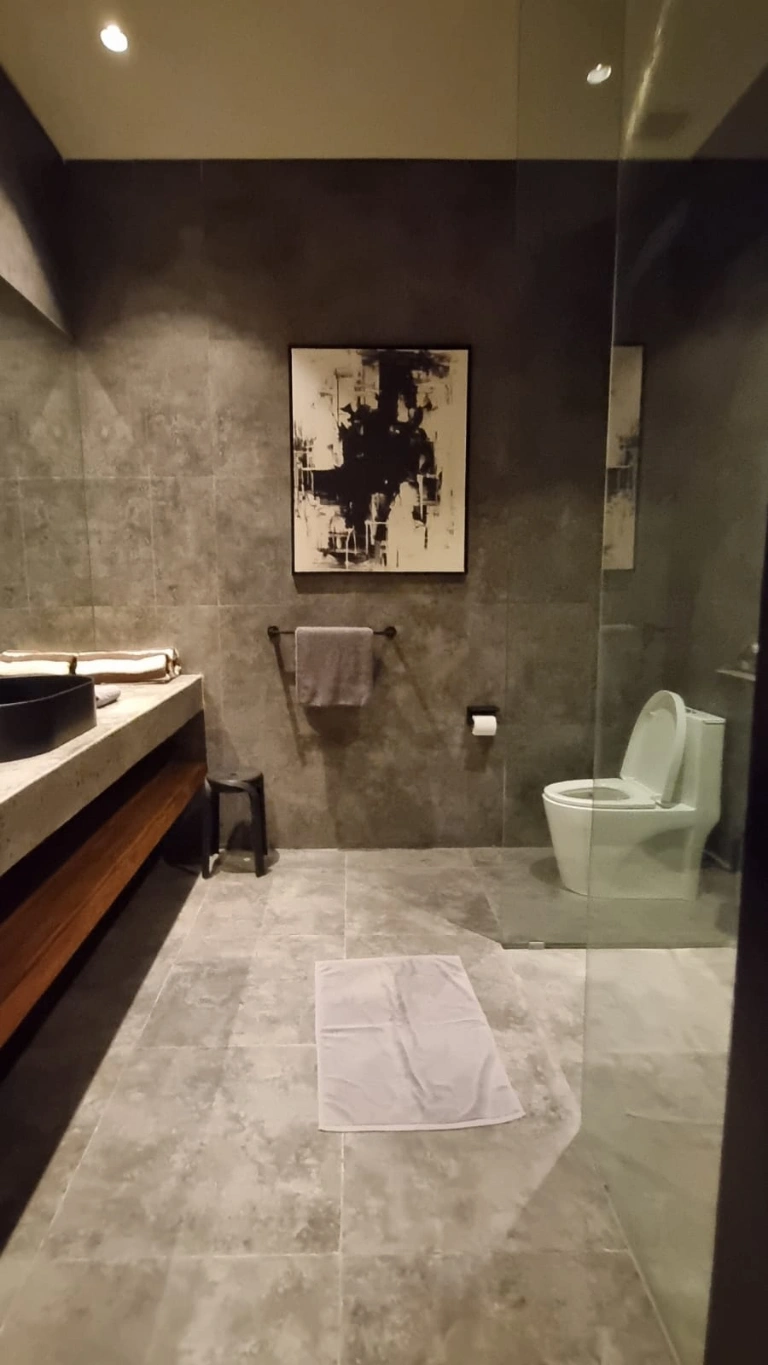 Modern Quiet Villa 2BR with Rooftop, 2-bed villa for rent in Canggu – photo 5 of 15