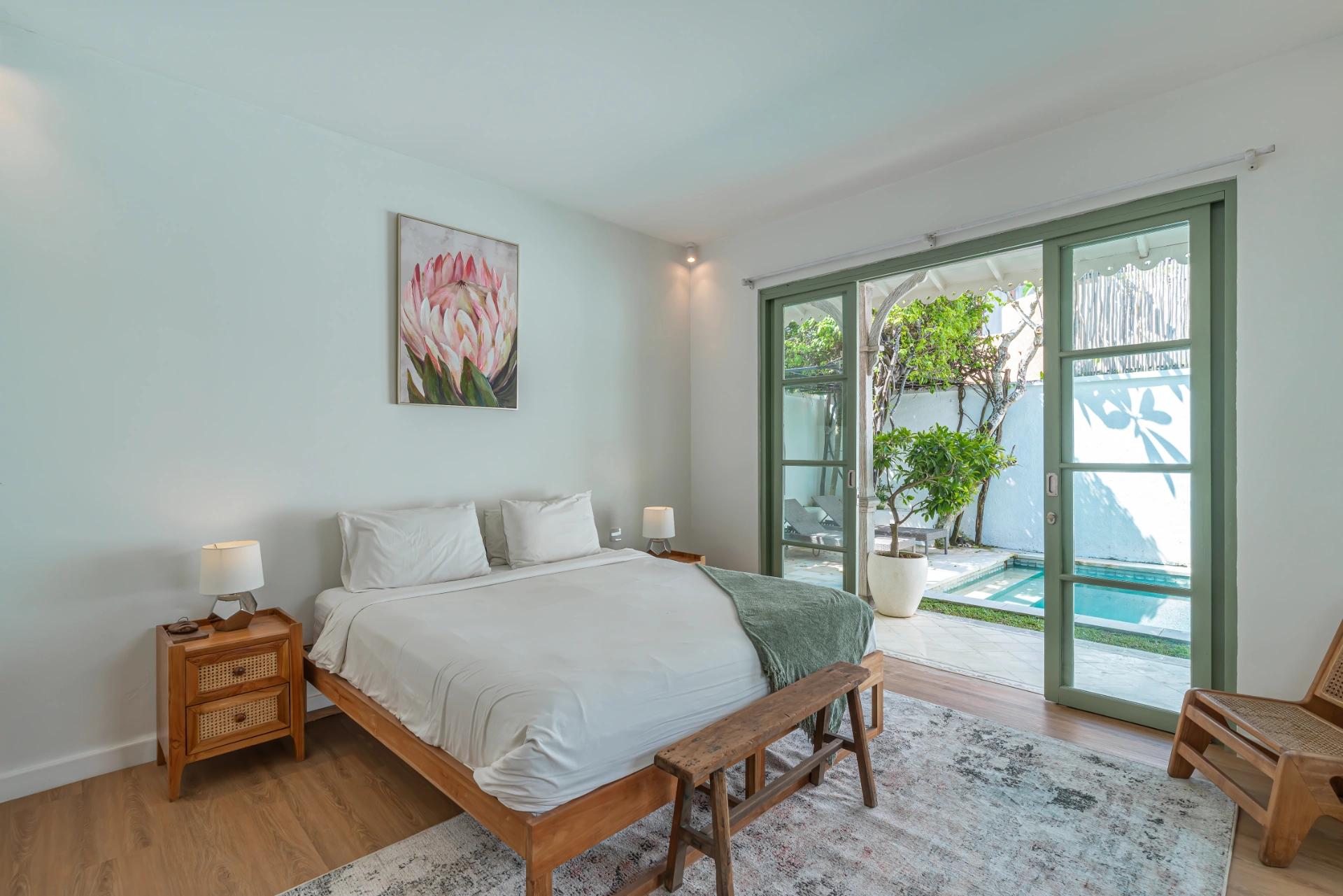 Villa Arjuna - 2 Bedrooms Colonial Tropical Villa in Prime Berawa Location, 2-bed villa for rent in Canggu – photo 7 of 15