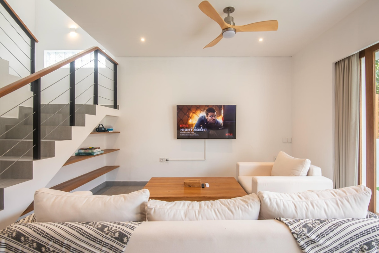 Villa Gamelan — 3BR Uluwatu Villa, 5 Mins to the Beach, 3-bed villa for rent in Uluwatu – photo 2 of 15