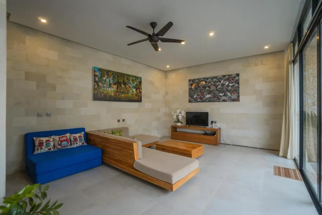 2BR Villa in Munggu, 2-bed villa for rent in Seseh – photo 8 of 15