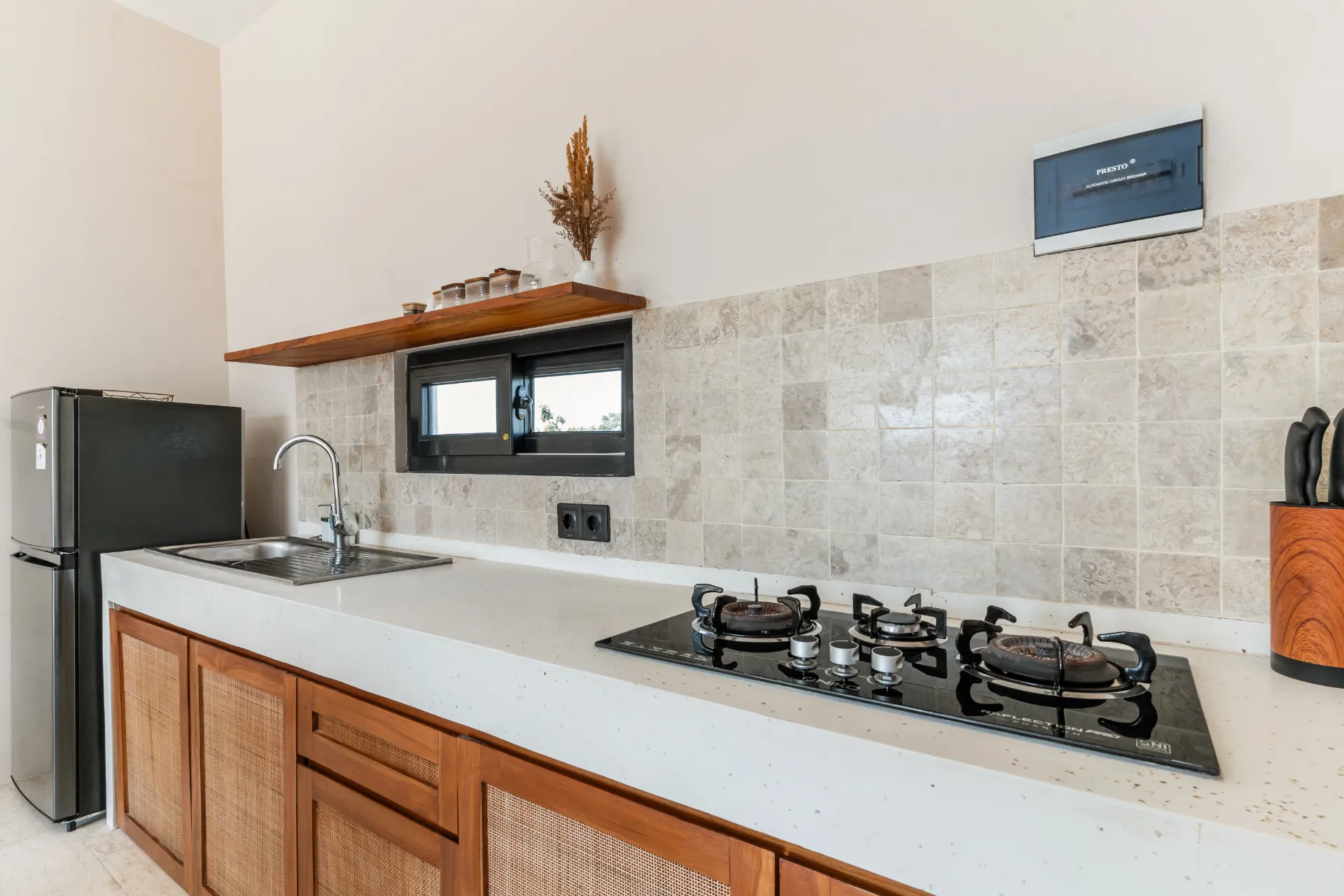 Modern 1BR Apartment 3B – Minutes from Balangan Beach, 1-bed villa for rent in Uluwatu – photo 11 of 15