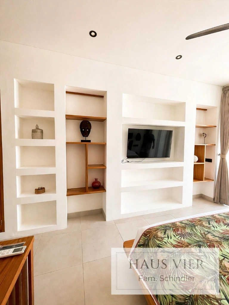 Not your typical Bali villa. A Private Residence in Tumbak Bayuh, Pereren, 2-bed villa for rent in Pererenan – photo 12 of 15