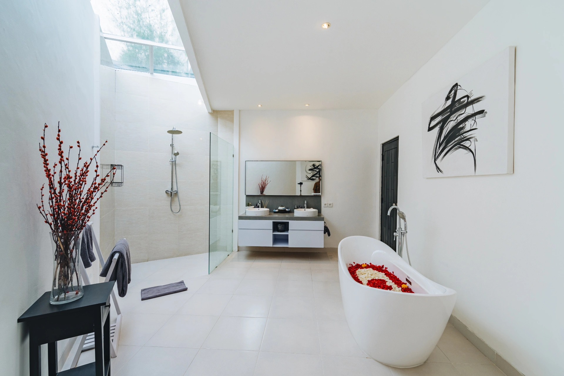 Luxury 3BR Villa | Private Pool, Billiards & Sound, 3-bed villa for rent in Canggu – photo 3 of 15
