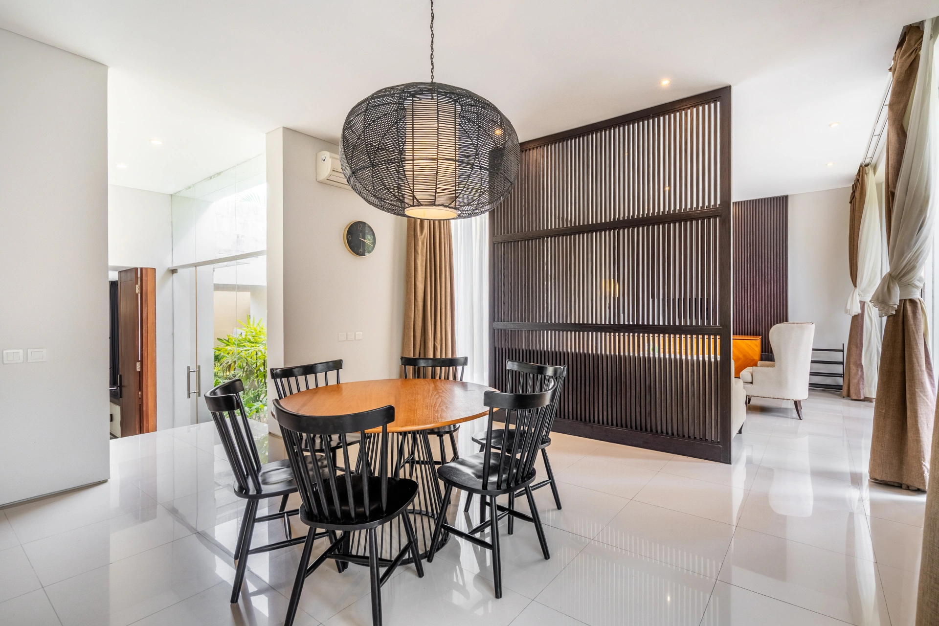 Three Bedroom Private Pool Villa in Nusa Dua Bali, 3-bed villa for rent in Nusa Dua – photo 14 of 15