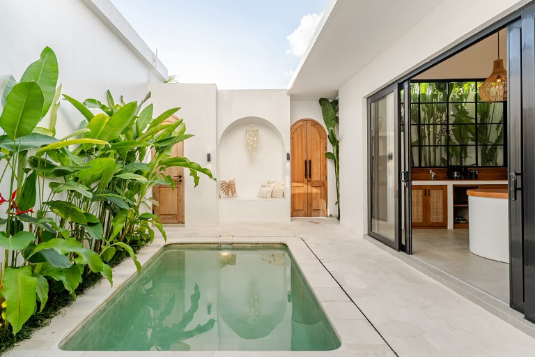 Modern 2-Bedroom Villa Within Walking Distance to Pantai Lima, 2-bed villa for rent in Pererenan – photo 3 of 15