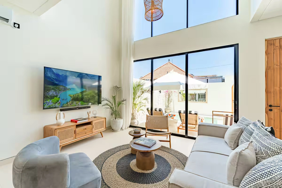 Villa Santai Santai - Chic & Cozy 2BR Private Pool Villa in Prime Canggu, 2-bed villa for rent in Canggu – photo 2 of 14