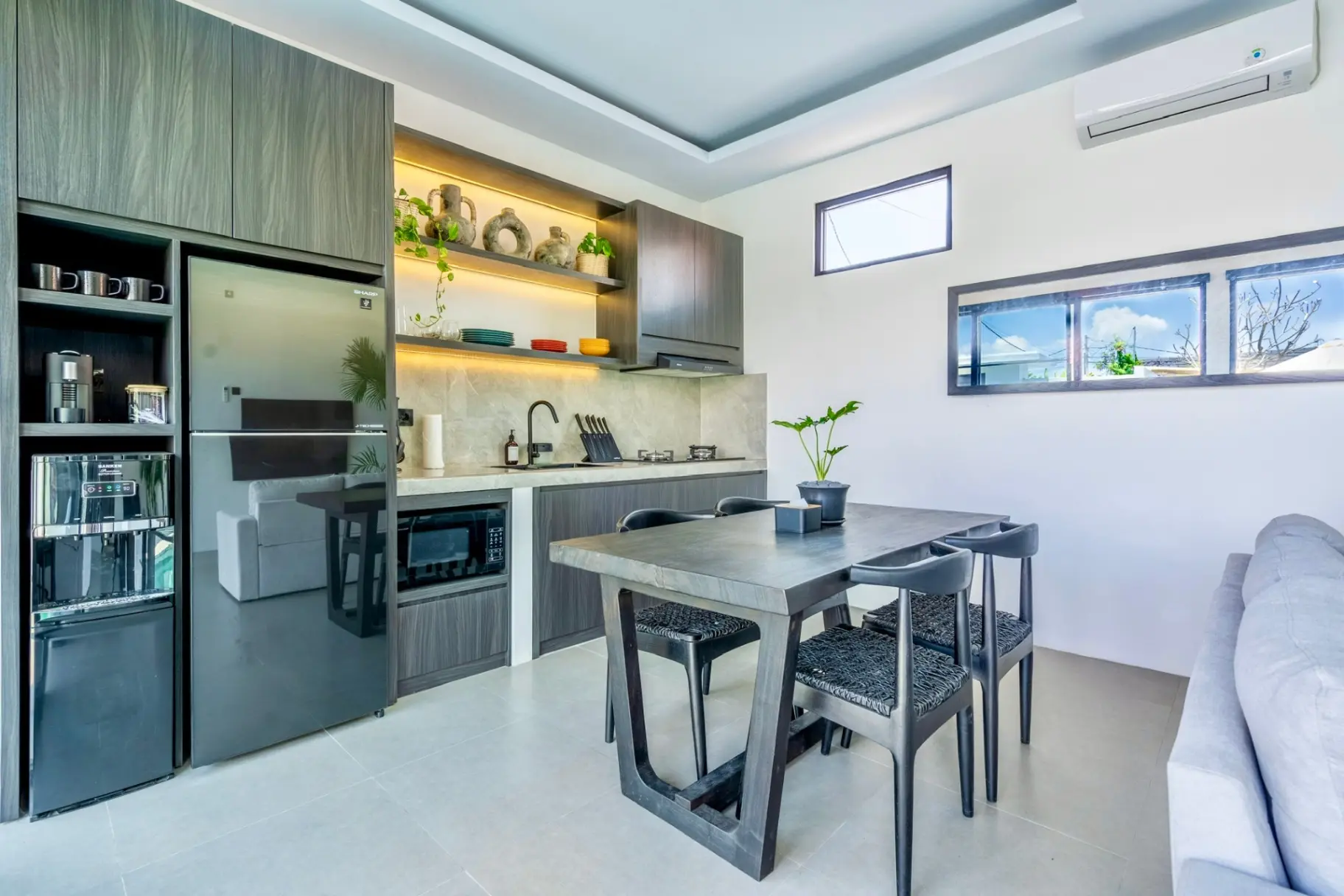 The R Villa Dempo, 2-bed villa for rent in Pererenan – photo 9 of 15