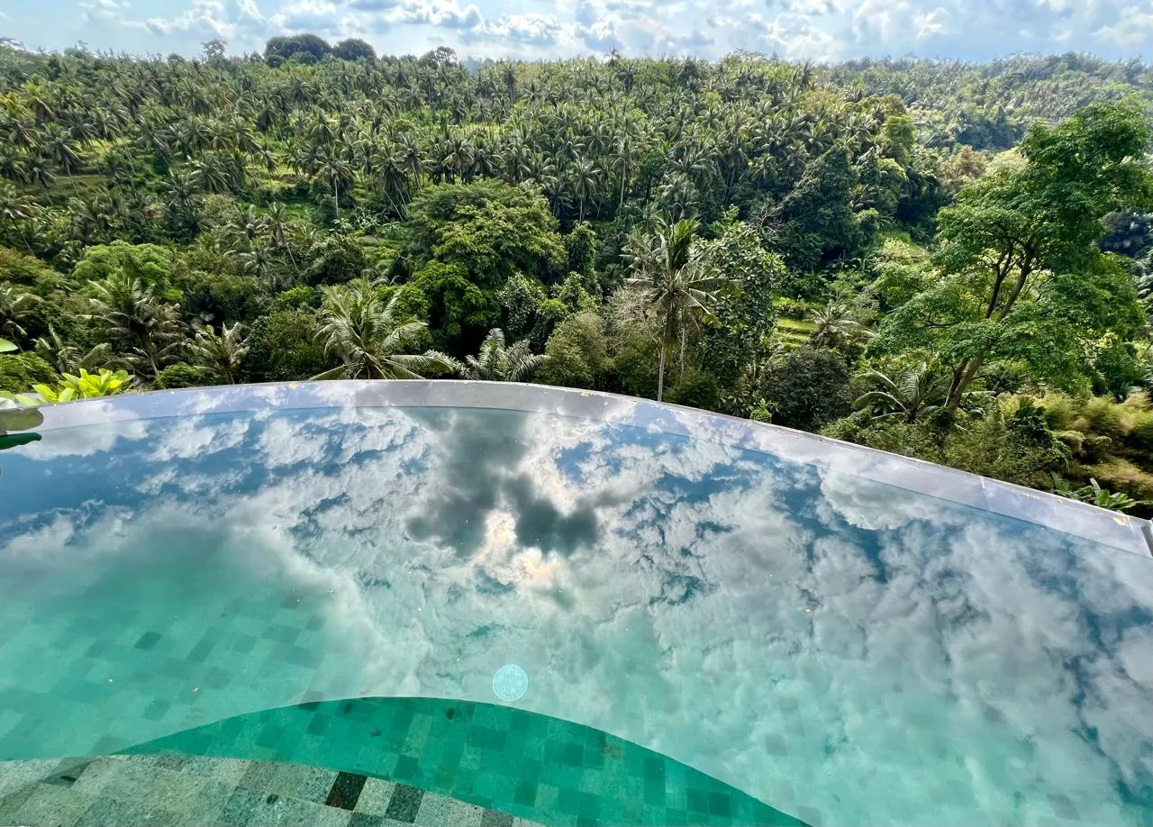 Storied 2BR Villa w/ Sunset Views and Home Office, 2-bed villa for rent in Ubud – photo 5 of 15