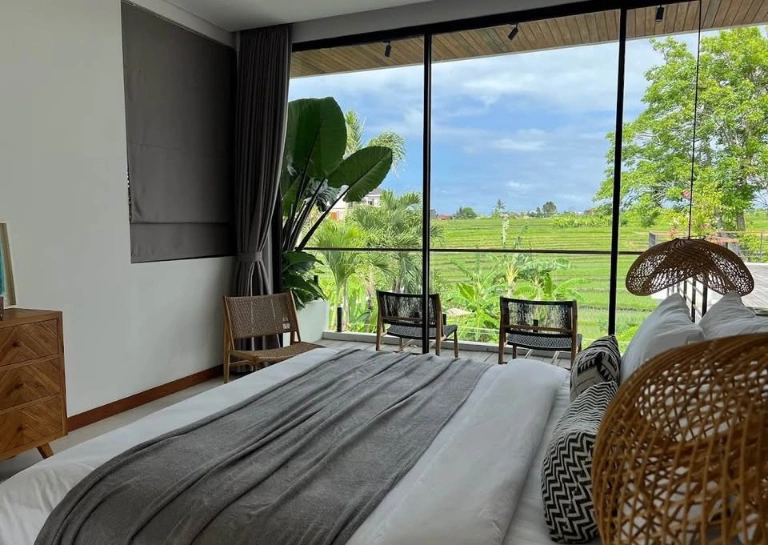 Luxury 3-Bedroom Villa in Pererenan - Tumbak Bayuh, 3-bed villa for rent in Pererenan – photo 6 of 12
