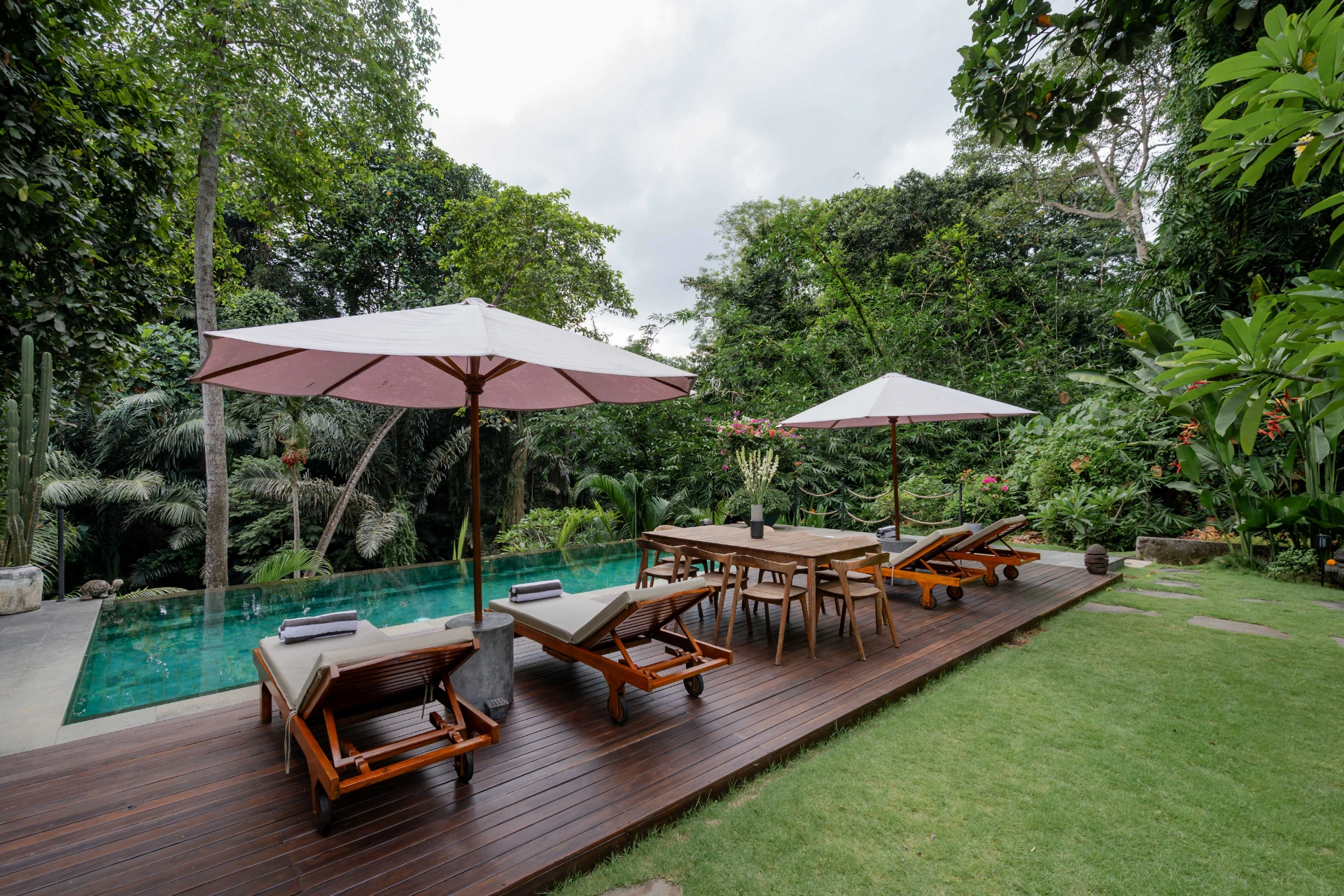 3-Bedroom Villa with Tropical Jungle Ambience in Cepaka, 3-bed villa for rent in Tabanan – photo 8 of 15