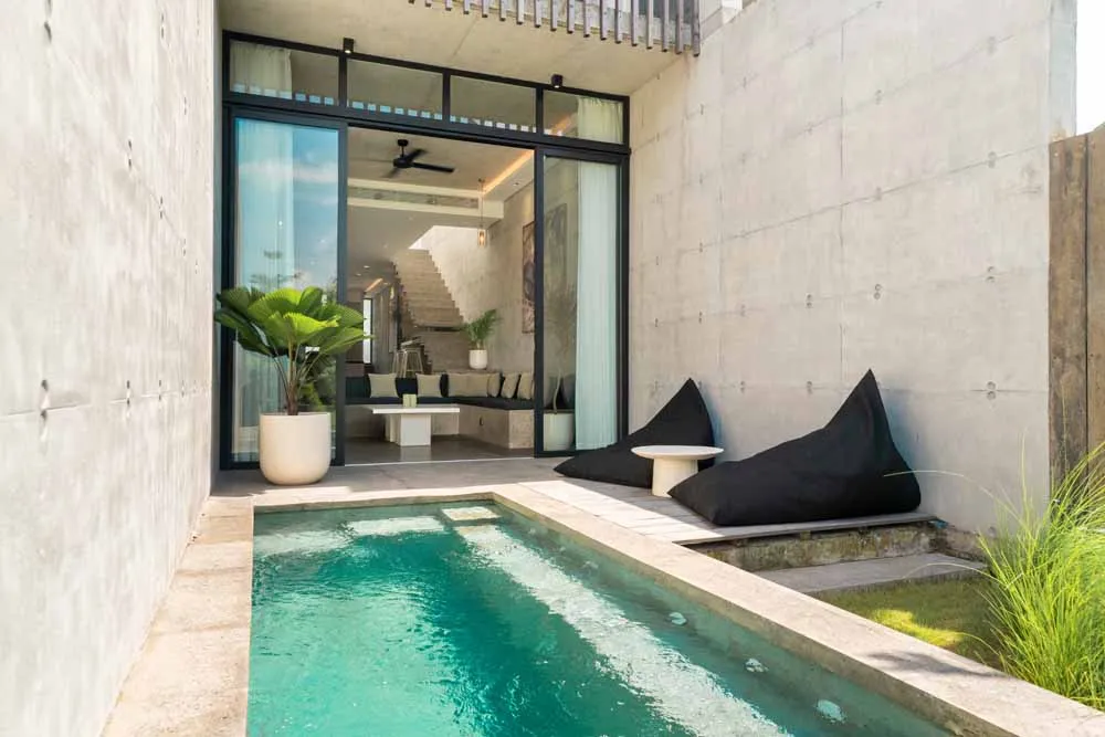 Villa Nakula 6 - Concrete 2BD Villa w/ Pool & Nature View - Berawa, 2-bed villa for rent in Canggu – photo 8 of 15