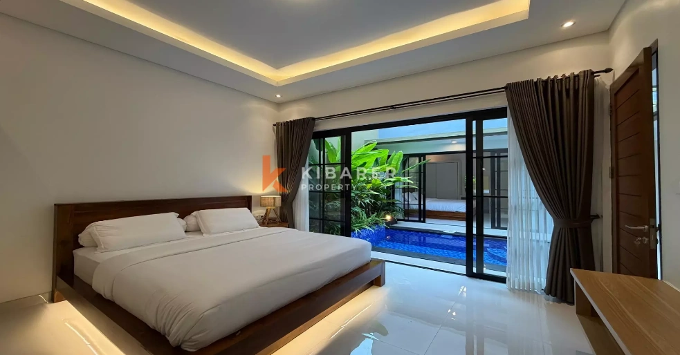 Minimalist Modern Two-Bedrooms Villa with Flexible Living in Kerobokan, 2-bed villa for rent in Seminyak – photo 6 of 14