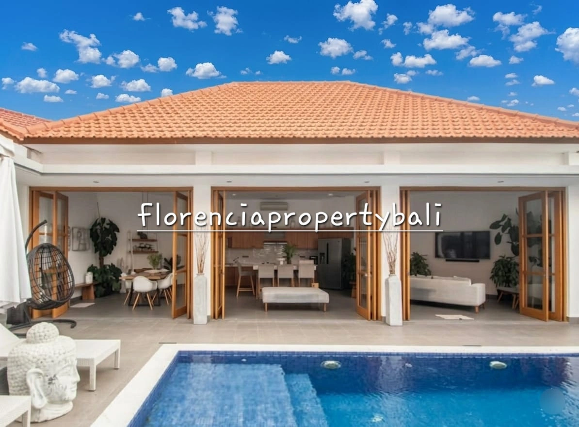 Kerobokan Villa | Modern Tropical 3 Bedroom for Yearly Rental, 3-bed villa for rent in Canggu – photo 3 of 15