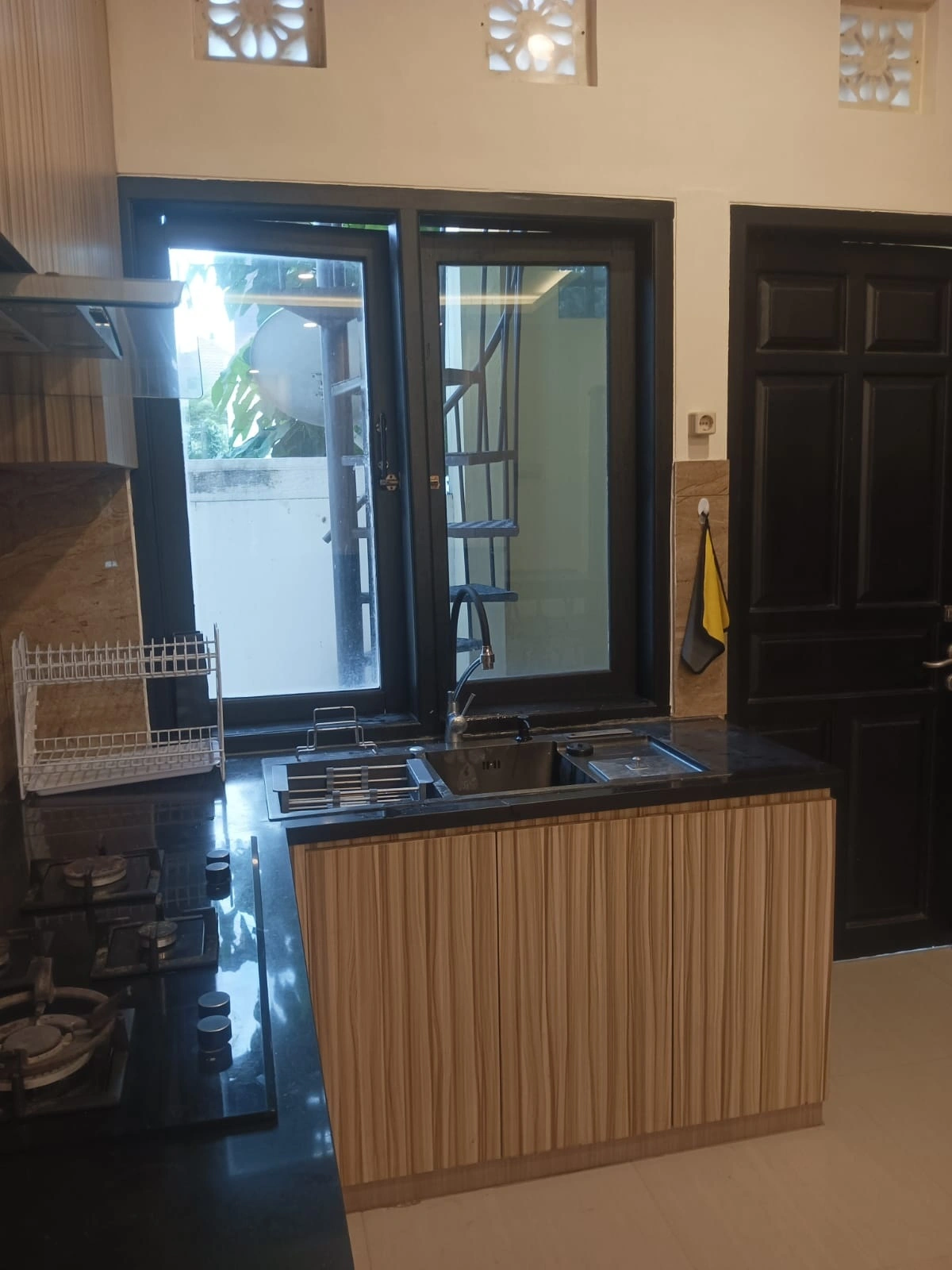 Villa For Rent 3 Bed In Pererenan,Badung Bali, 3-bed villa for rent in Pererenan – photo 13 of 15