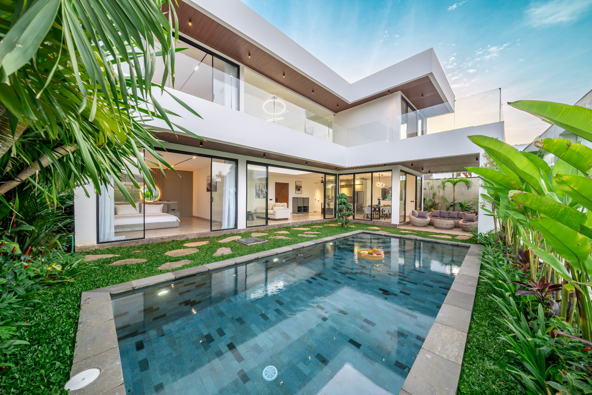 Brand New 3.5BR Designer Villa in Ubud, 3-bed villa for rent in Ubud – photo 3 of 15
