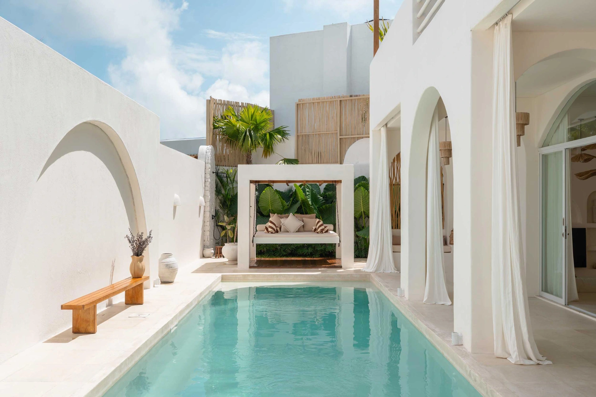 Tomar El Sol | Beautiful Mediterranean-style villa 2 BR, 2-bed villa for rent in Uluwatu – photo 14 of 14