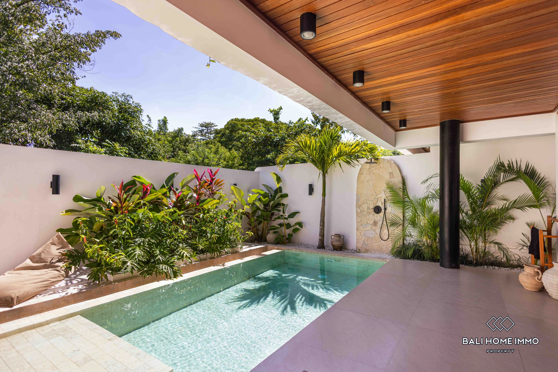 Peaceful 2 Bedrooms Villa for Rental 5 Mins to Nyang Nyang, 2-bed villa for rent in Uluwatu – photo 2 of 10