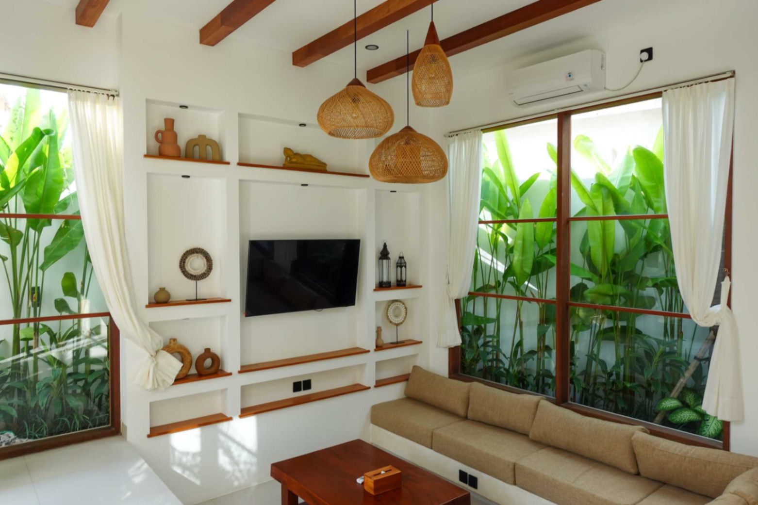 2-Bedroom Elegant Villa with BBQ Area in Cepaka, 2-bed villa for rent in Tabanan – photo 9 of 15