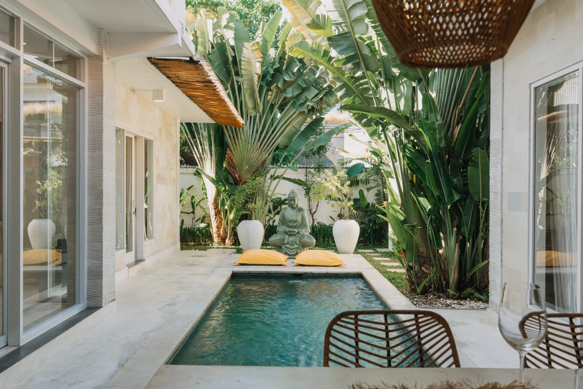 Luxury 3 Bedroom Villa In Canggu Bali, Location Strategic, 3-bed villa for rent in Canggu – photo 8 of 9