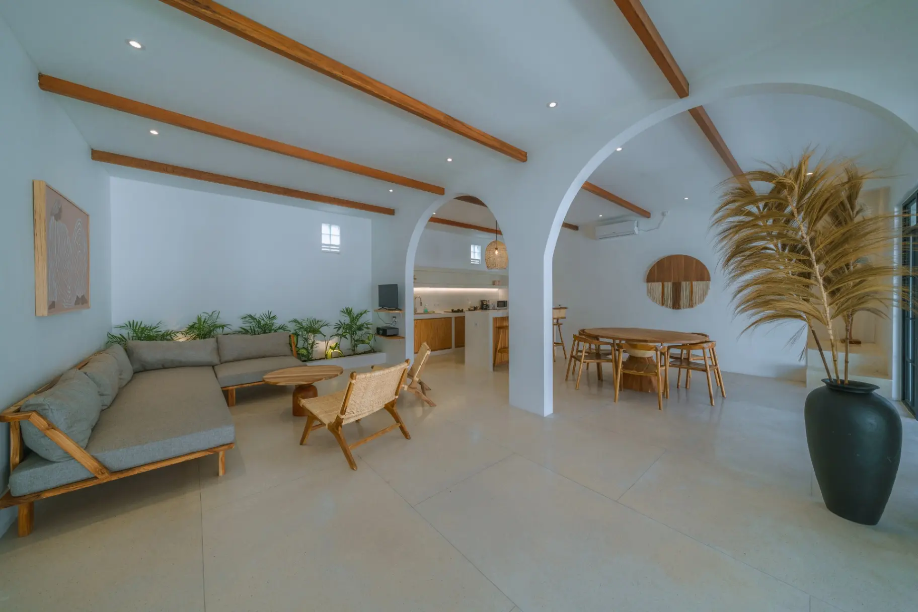 Villa Eliad - Charming 3 Bedroom Mediterranean Villa in Berawa, 3-bed villa for rent in Canggu – photo 2 of 15