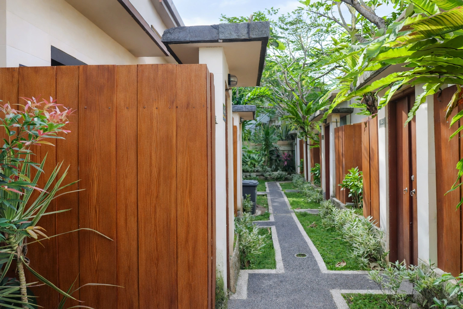 Tropical Escape 2BR Pool Villa I Hideaway Sanur, 2-bed villa for rent in Sanur – photo 9 of 15