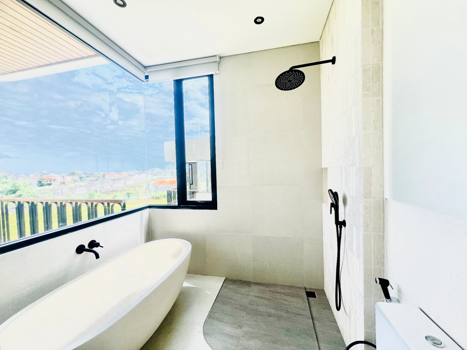 Brand New 2 Bedrooms Villa 2 Minutes Away to Cemagi Beach, 1-bed villa for rent in Seseh – photo 9 of 15