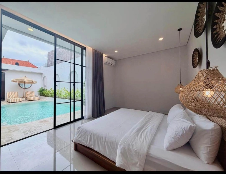 Brand New 3 Bedroom Private Villa near Canggu Beach, 3-bed villa for rent in Canggu – photo 10 of 15