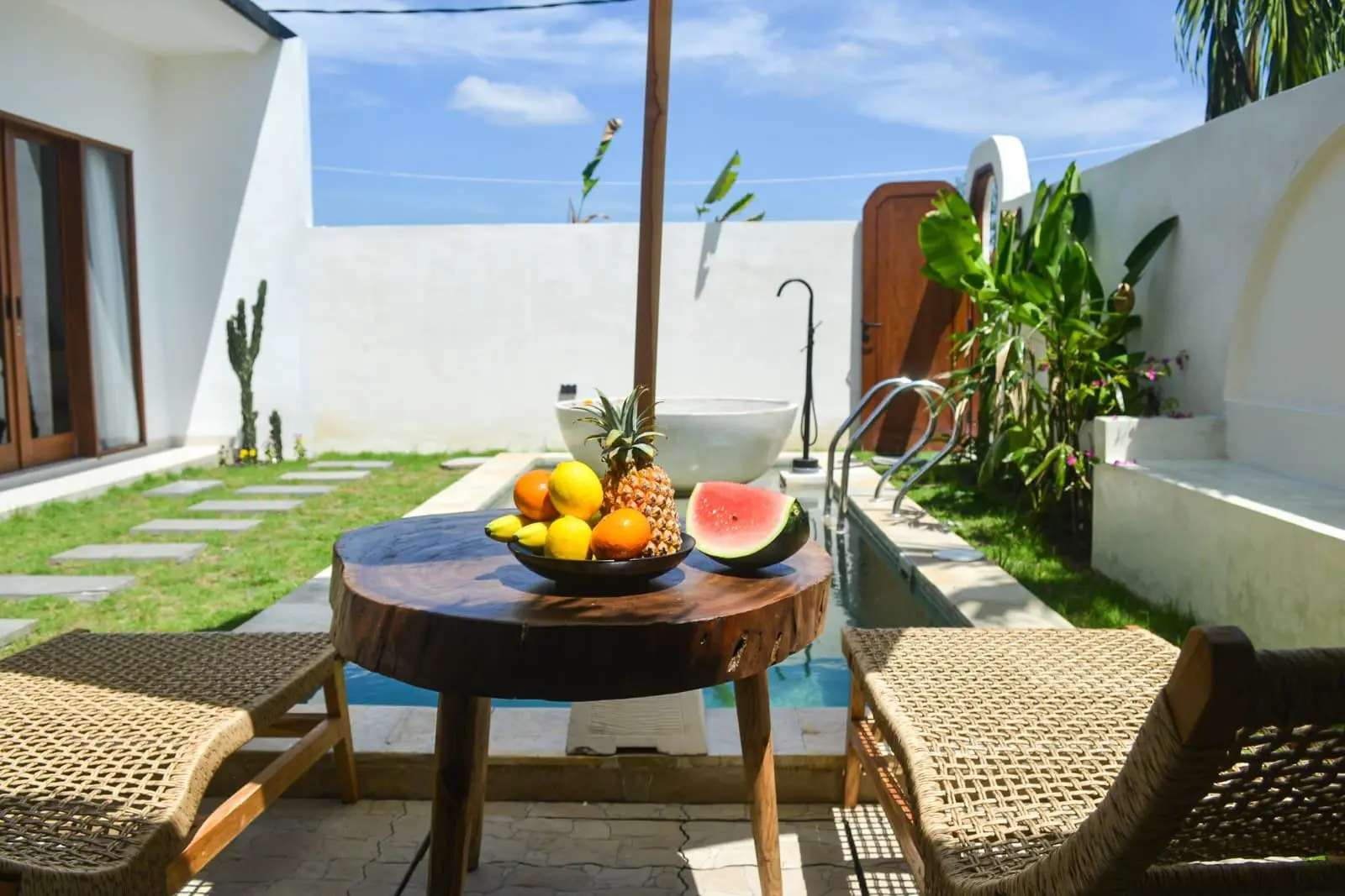 2BR Villa with Garden at Tibubeneng Canggu, 2-bed villa for rent in Canggu – photo 12 of 15