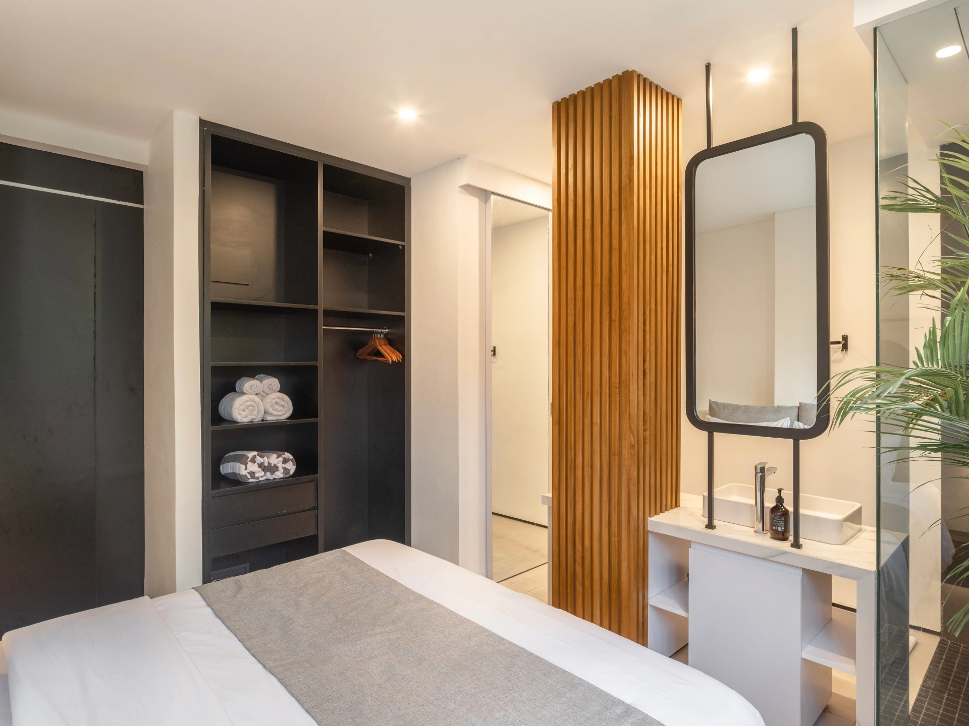 Stylish 1BR Apartments in Berawa Canggu | Berawa Living 02, 1-bed villa for rent in Canggu – photo 6 of 14