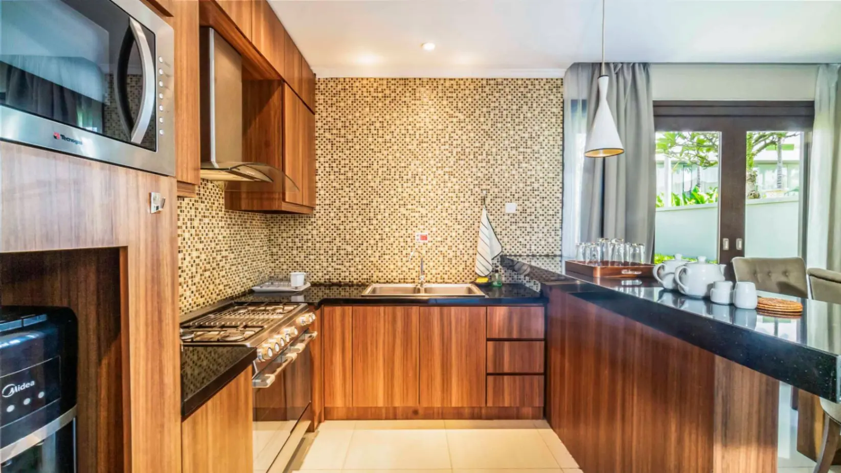 Modern Villa 3 Bedroom- Rice Field Surrounding in Canggu, 3-bed villa for rent in Canggu – photo 11 of 15