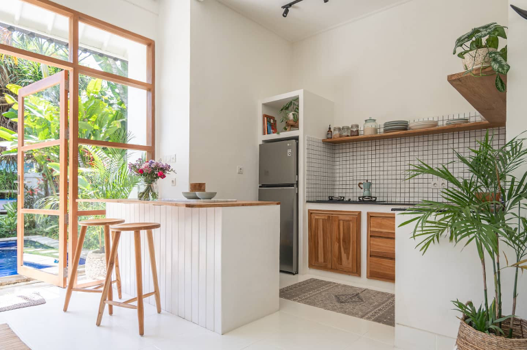 Charming 2-Bedroom Family Villa with Private Pool in Berawa, 2-bed villa for rent in Canggu – photo 11 of 15