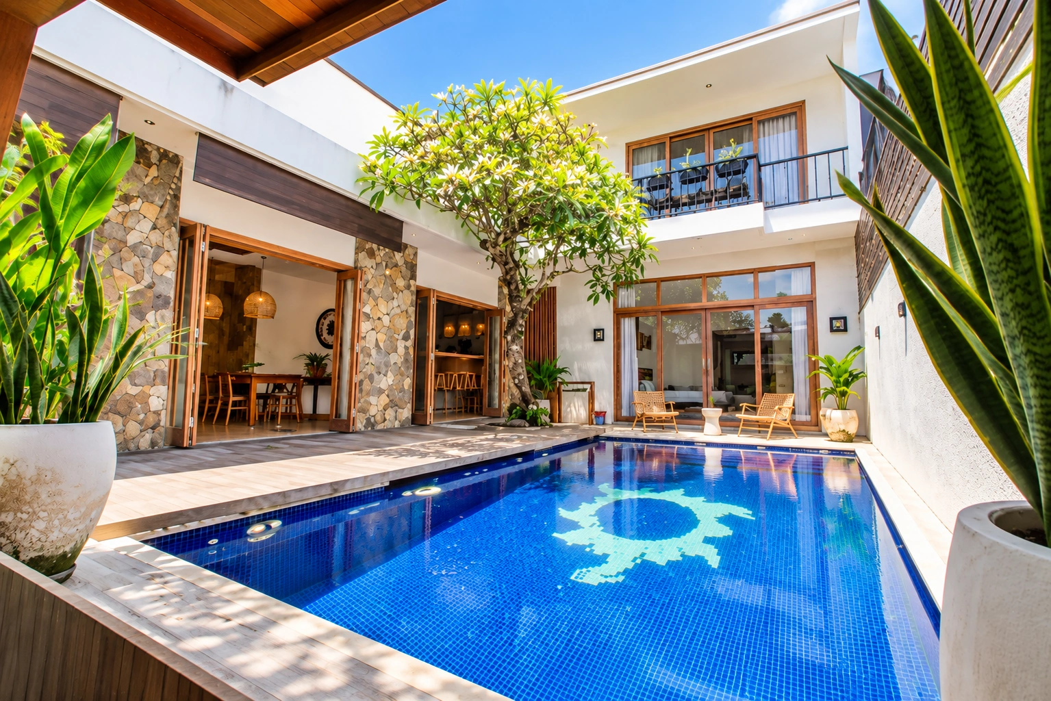 3BR Villa for Rent at Berawa, Bali, 3-bed villa for rent in Canggu – photo 2 of 15