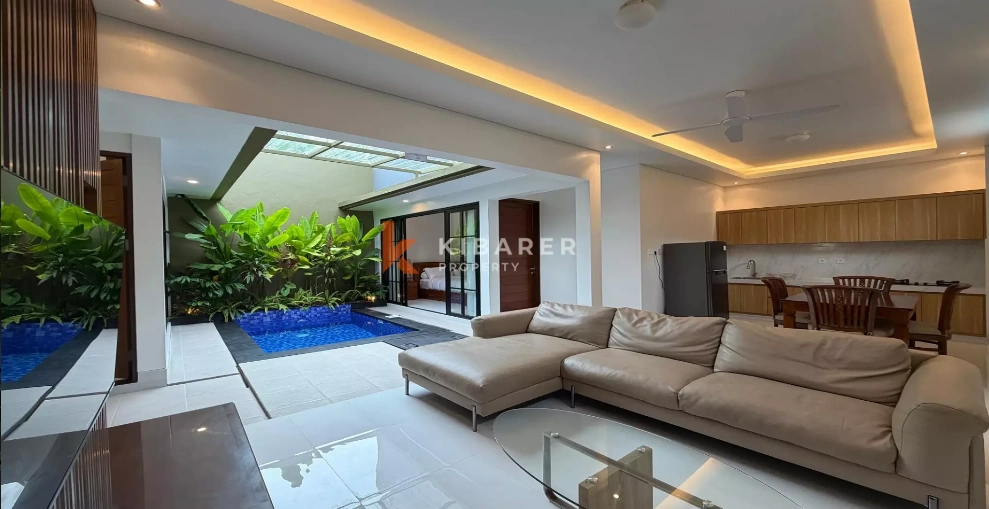 Minimalist Modern Two-Bedrooms Villa with Flexible Living in Kerobokan, 2-bed villa for rent in Seminyak – photo 11 of 14