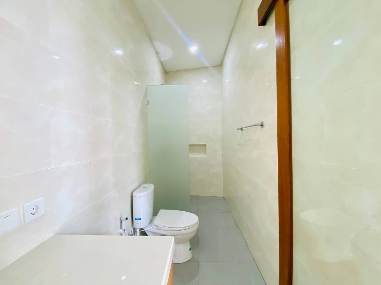 Modern Minimalist 2 Bedroom Villa in Berawa, 2-bed villa for rent in Canggu – photo 10 of 15