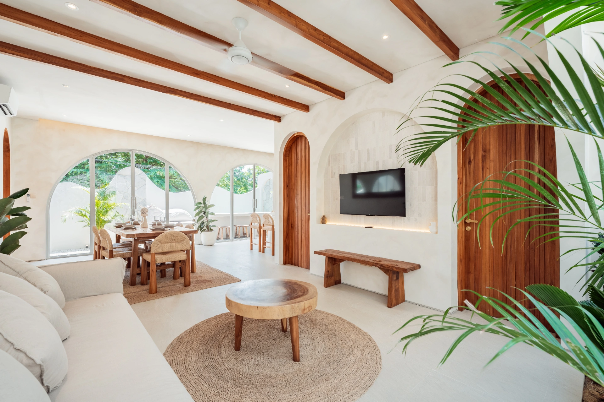 Brand-New 2BR Villa in Berawa – Prime Location, Quiet Surroundings, 2-bed villa for rent in Canggu – photo 9 of 15