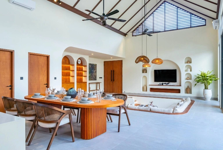 4 Bedroom Luxury Villa for Monthly and Yearly in Kerobokan, 4-bed villa for rent in Seminyak – photo 4 of 15