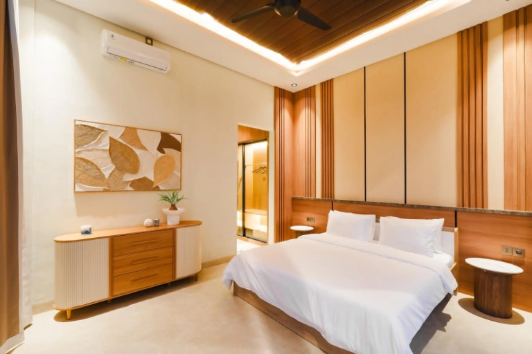 Tropical 3BR Villa w/ Joglo Pavilion & Private Pool – Tumbak Bayuh, 3-bed villa for rent in Tabanan – photo 3 of 15