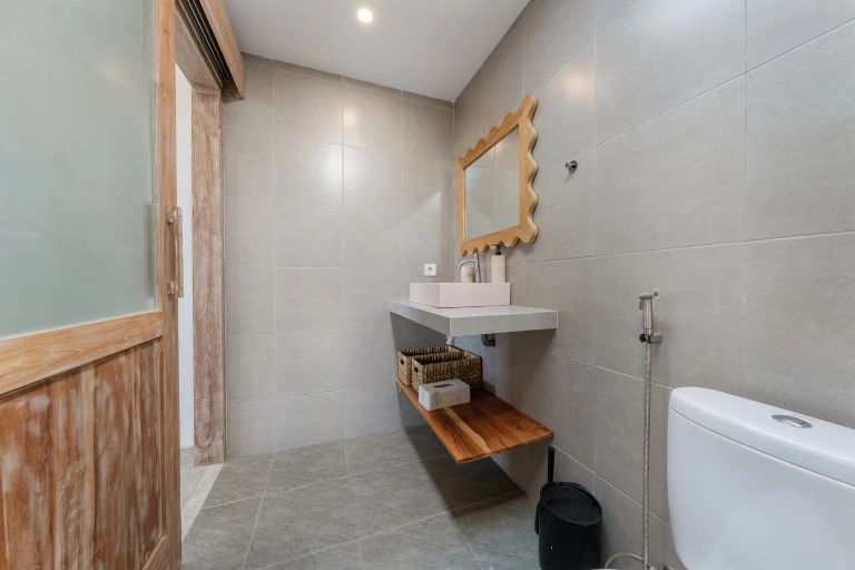 2 Bedrooms Villa for Rent in Pererenan - Pantai Lima, 2-bed villa for rent in Pererenan – photo 8 of 15