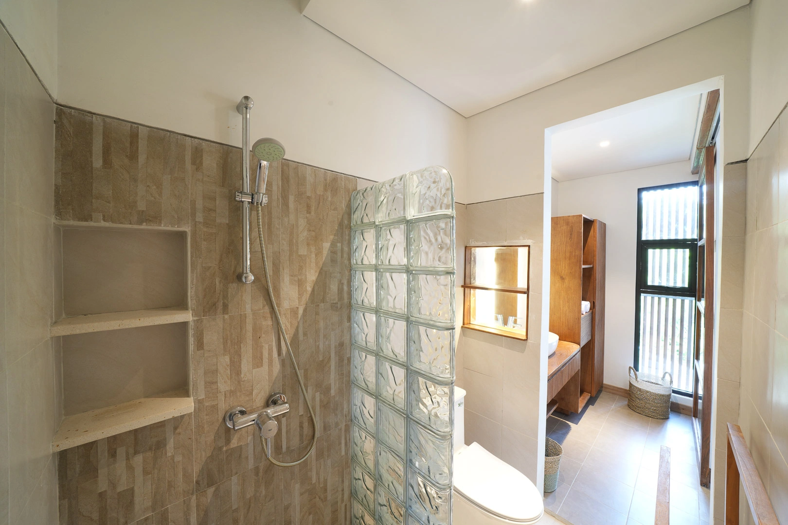 Chindaga Loft Villa Bali (unit 4), 1-bed villa for rent in Canggu – photo 7 of 10
