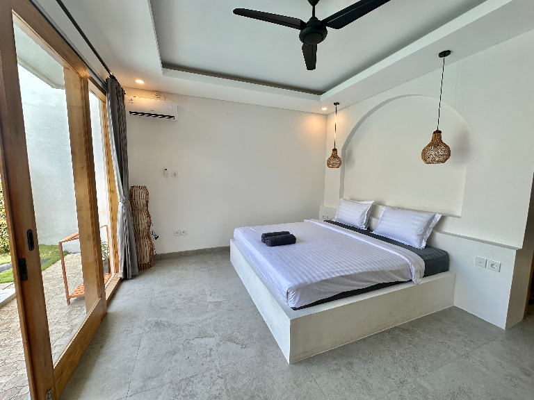 2 bedroom new near babakan, 2-bed villa for rent in Canggu – photo 14 of 15