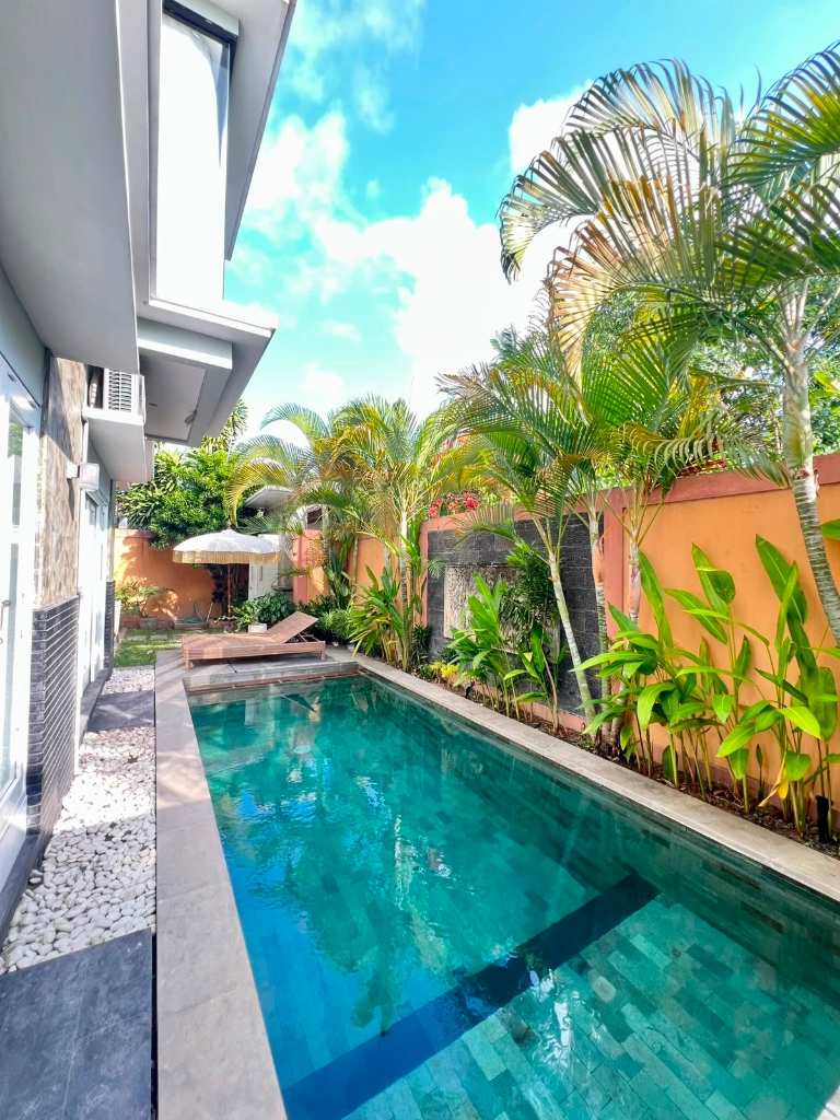 3BR Seminyak near to the Beach, Yearly Only, 3-bed villa for rent in Seminyak – photo 2 of 15