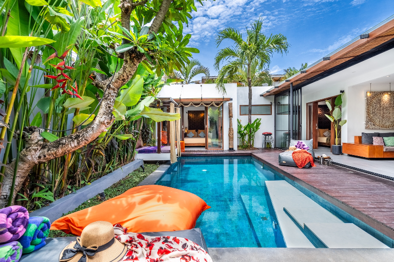 Design • Peaceful Zen • 5' Bike @Beach •BBQ• Seminyak-Canggu, 3-bed villa for rent in Seminyak – photo 12 of 15