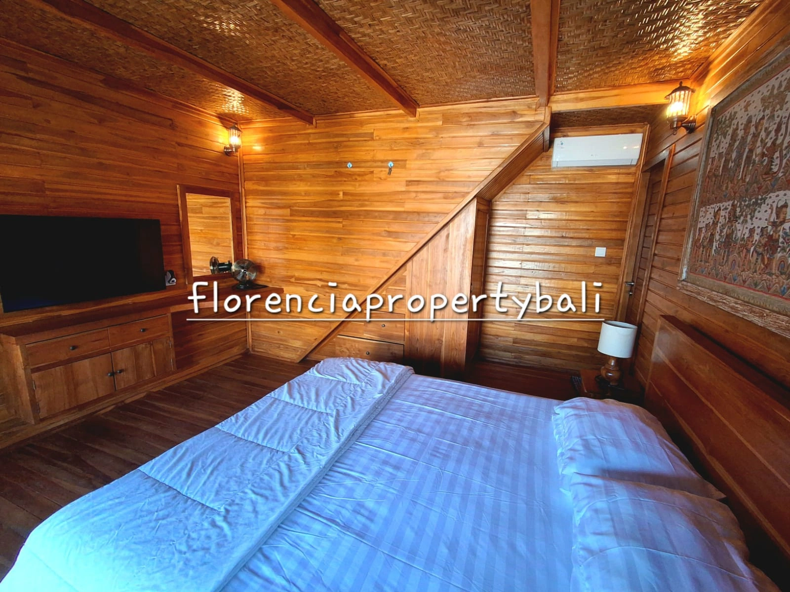 Sanur Villa | Wooden Style | 2 Bedrooms for Yearly Rental, 2-bed villa for rent in Sanur – photo 12 of 15