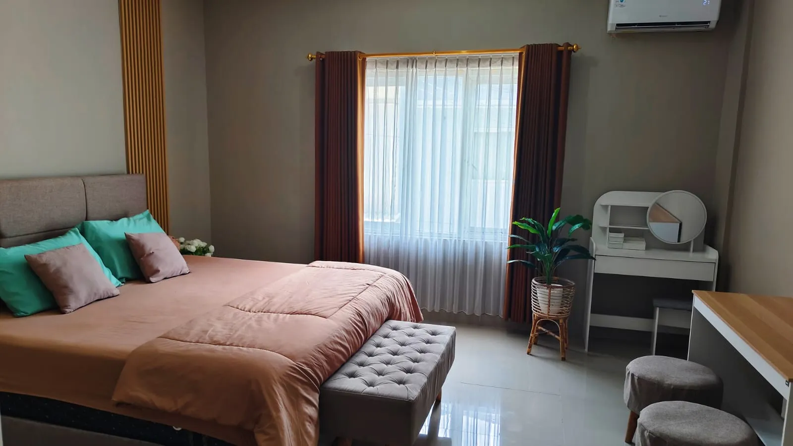 Modern Villa with Office Room - 3 Bedroom Just Minutes to GWK Uluwatu, 3-bed villa for rent in Uluwatu – photo 9 of 15