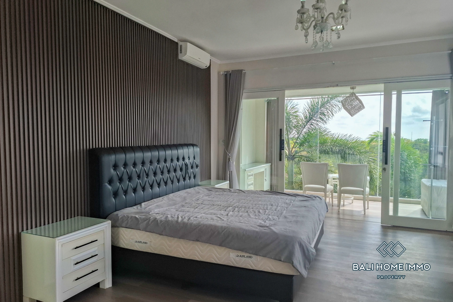 Spacious 4 Bedrooms Ocean View Villa for Rent & Sale in Ungasan, 4-bed villa for rent in Uluwatu – photo 11 of 15