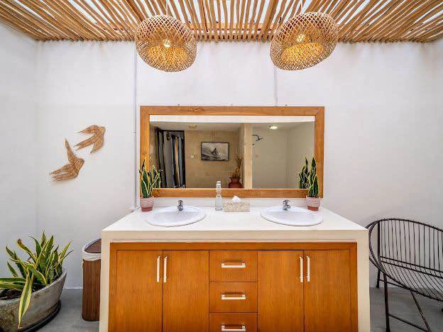 3 Bedroom Villa Fully Furnished in Heart of Berawa, 3-bed villa for rent in Canggu – photo 11 of 15