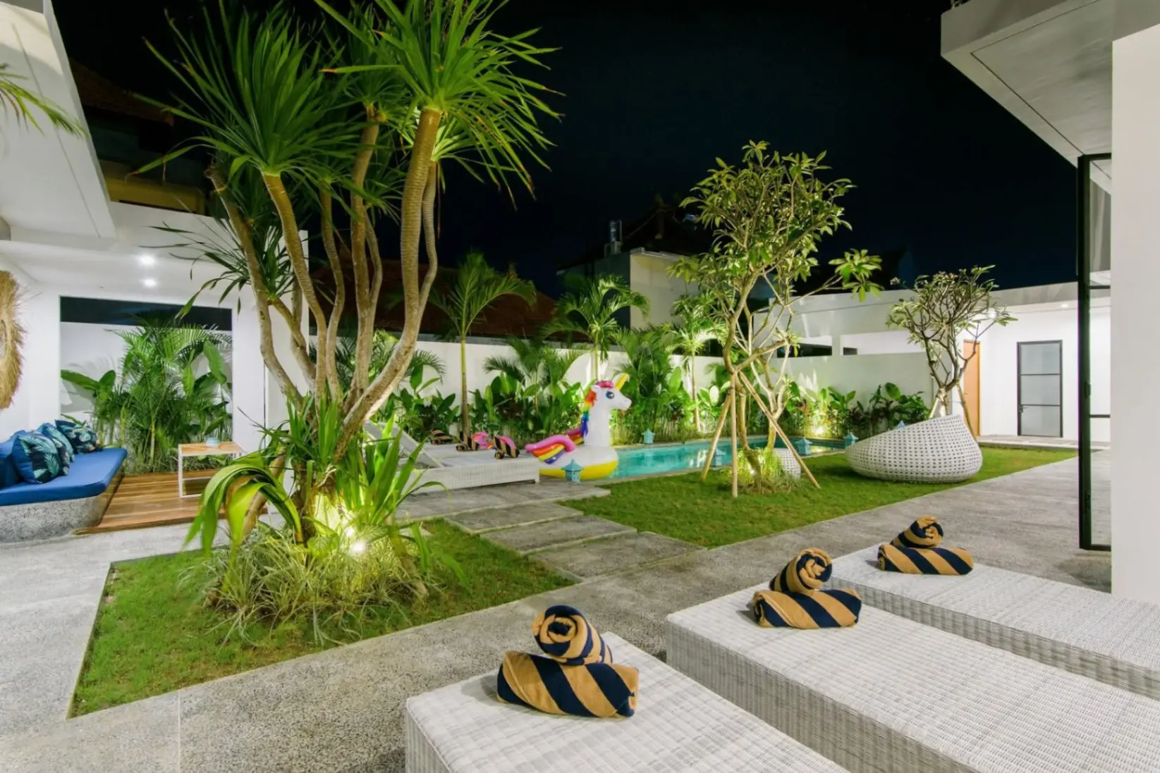 4 Bedroom Villa in Berawa Usd 6500/month, 4-bed villa for rent in Canggu – photo 5 of 13