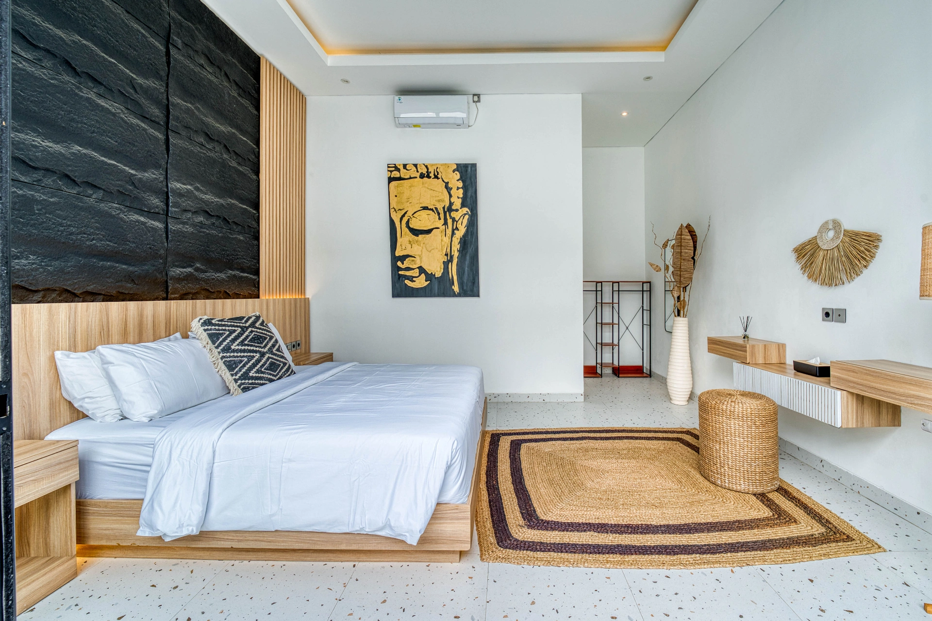 Villa Rioja – 3BR Tropical Retreat in Pererenan, 3-bed villa for rent in Canggu – photo 6 of 15