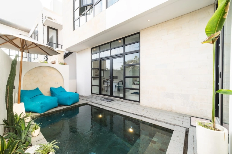 Sunset Rooftop · 2BR Pool Villa · 3 Min to Nunggalan Beach, 2-bed villa for rent in Uluwatu – photo 2 of 15