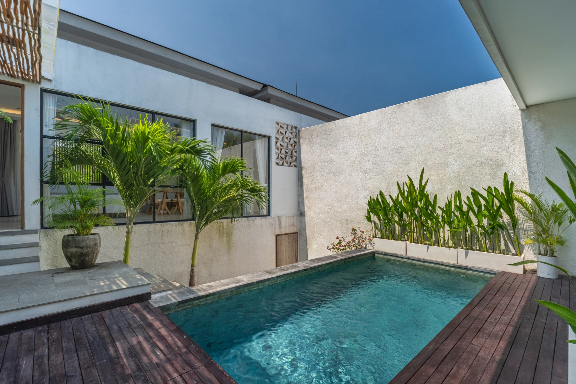 Cozy, stylish villa in Umalas opposite the Liga Tennis, next to the Pizza Fabbrica. 10 minutes drive to Berawa Beach., 2-bed villa for rent in Canggu – photo 7 of 15